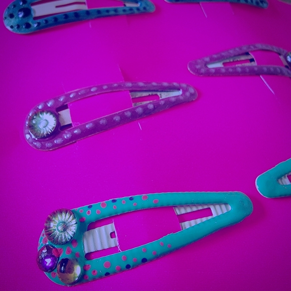 Lightly used clothing - Picture 3 of 6